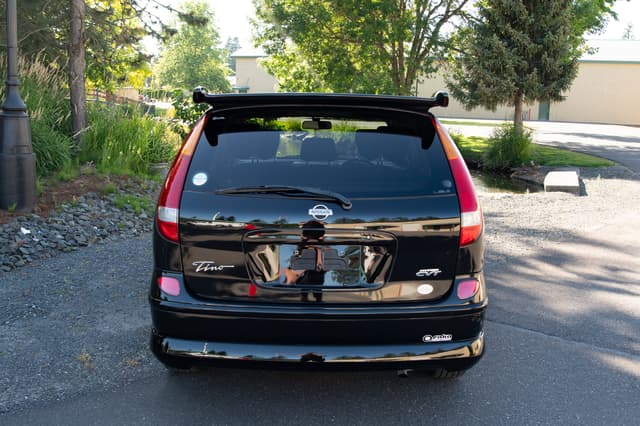 1999 Nissan Tino JDM car for sale — photo 5 of 15
