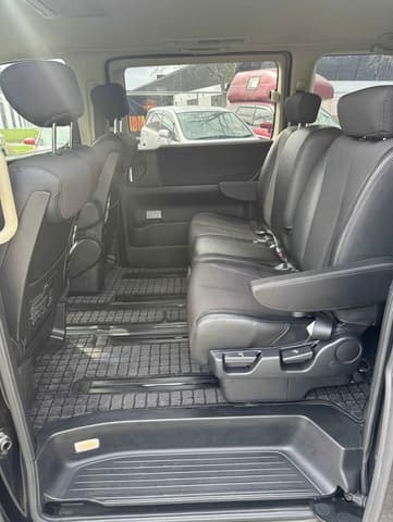 2005 Nissan Elgrand JDM car for sale — photo 12 of 13