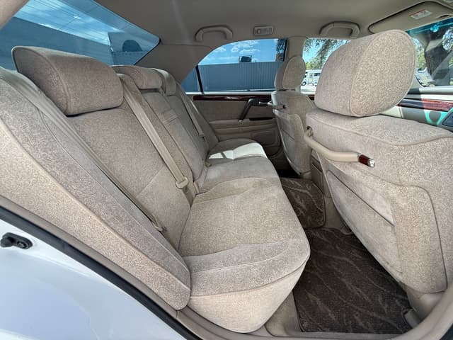 2000 Toyota Crown JDM car for sale — photo 15 of 20