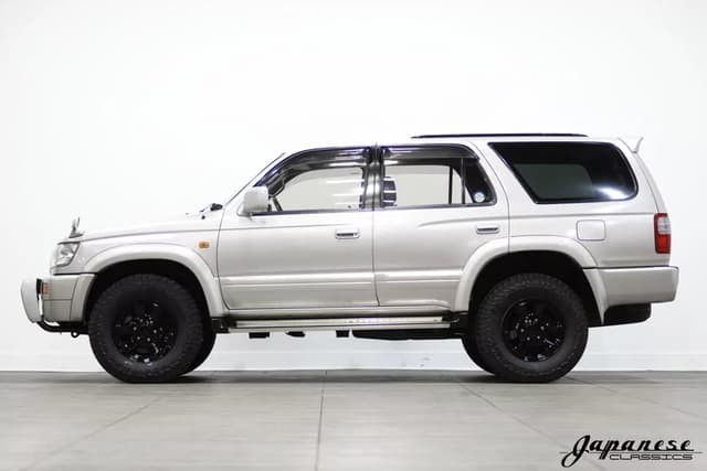 1996 Toyota Hilux JDM car for sale — photo 4 of 25