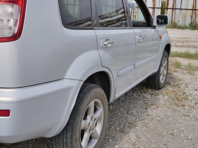 2001 Nissan X Trail JDM car for sale — photo 17 of 25