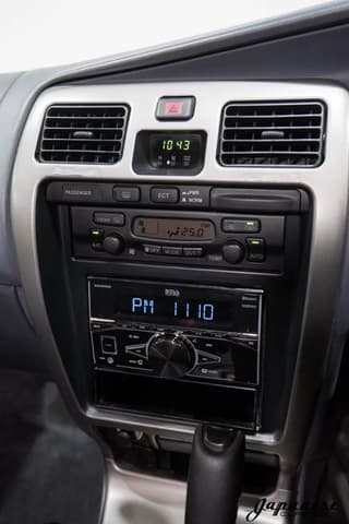 1999 Toyota Hilux JDM car for sale — photo 10 of 25