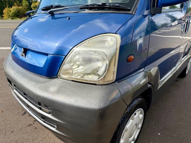 1999 Mitsubishi Town Box JDM car for sale — photo 11 of 25