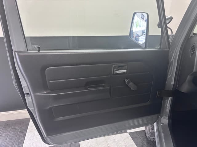 1997 Suzuki Jimny JDM car for sale — photo 14 of 19