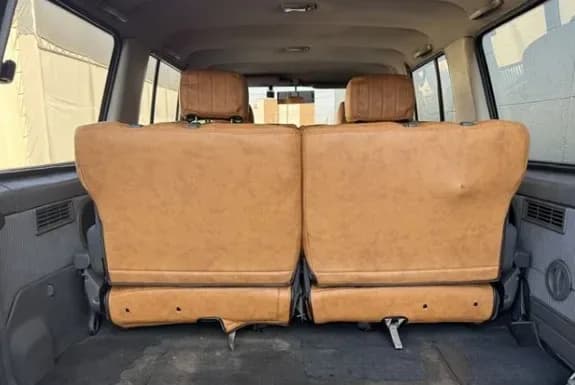 1990 Toyota Land Cruiser Prado JDM car for sale — photo 14 of 17