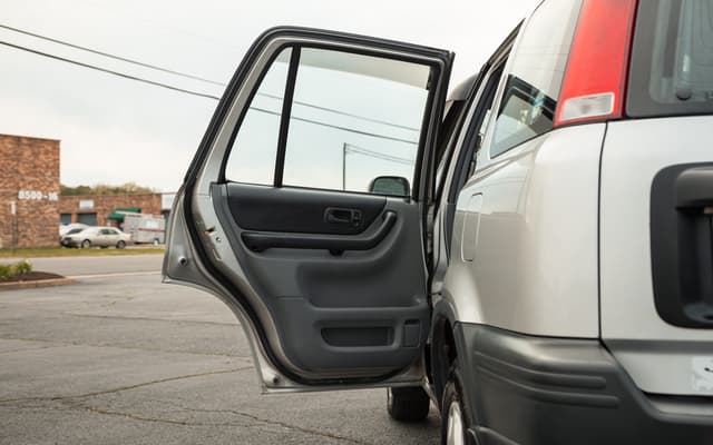 1996 Honda CR-V JDM car for sale — photo 6 of 19