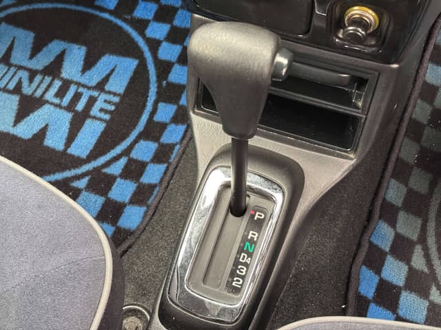 2001 Daihatsu Mira JDM car for sale — photo 22 of 25