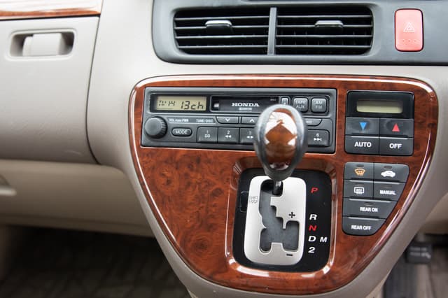 2000 Honda Odyssey JDM car for sale — photo 15 of 15