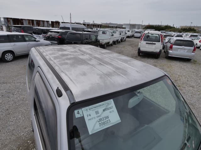 2000 Suzuki Jimny JDM car for sale — photo 14 of 25