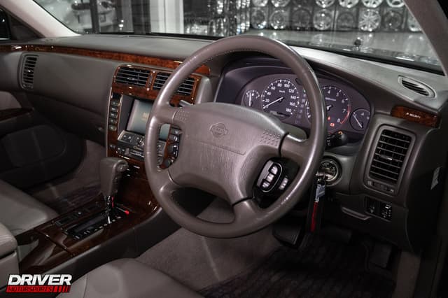 1999 Nissan Cima JDM car for sale — photo 13 of 24