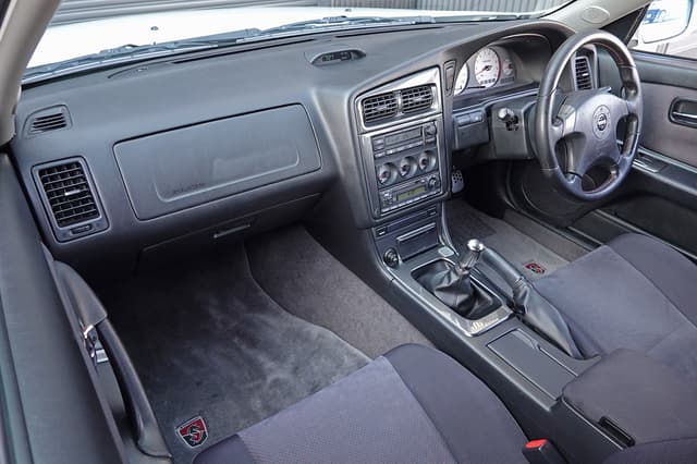 2000 Nissan Stagea JDM car for sale — photo 20 of 25