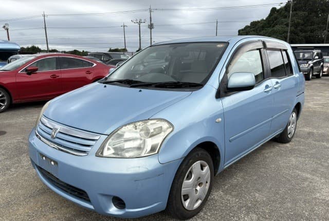 2007 Toyota Raum JDM car for sale — photo 3 of 25
