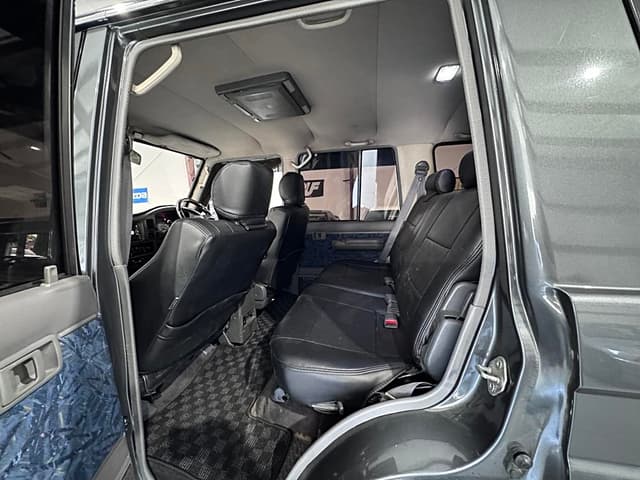 1995 Toyota Land Cruiser Prado JDM car for sale — photo 21 of 25
