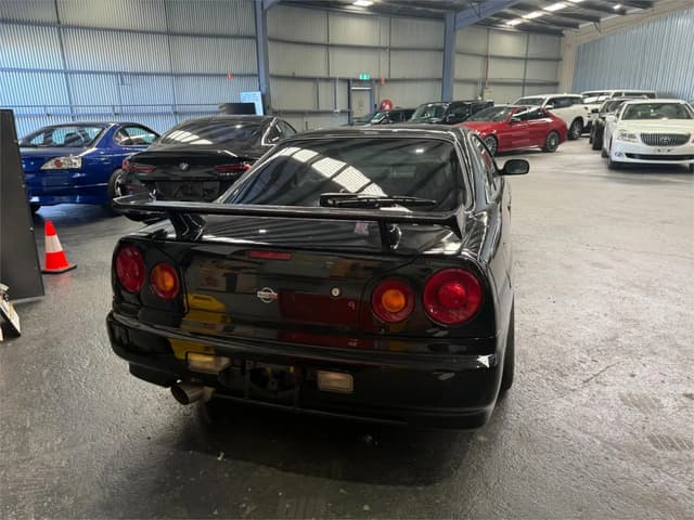1998 Nissan Skyline JDM car for sale — photo 3 of 9