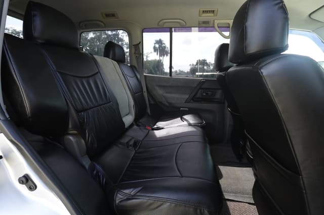 2001 Mitsubishi Pajero JDM car for sale — photo 13 of 20