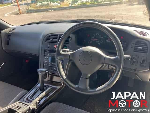 1993 Nissan Skyline JDM car for sale — photo 6 of 10