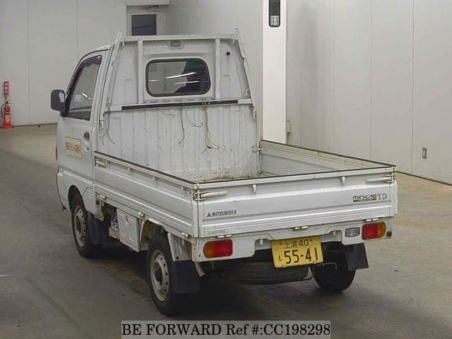 1995 Mitsubishi Minicab JDM car for sale — photo 3 of 6