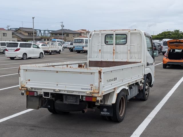 2005 Toyota Toyoace JDM car for sale — photo 5 of 10