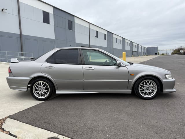 1997 Honda Accord JDM car for sale — photo 3 of 9