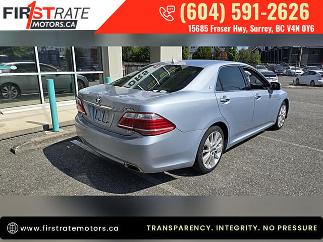 2010 Toyota Crown JDM car for sale — photo 9 of 20