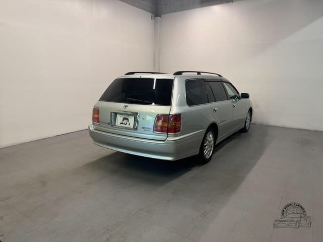 2000 Toyota Crown JDM car for sale — photo 15 of 25