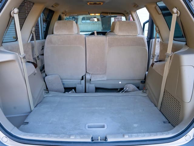 2001 Honda Odyssey JDM car for sale — photo 14 of 15