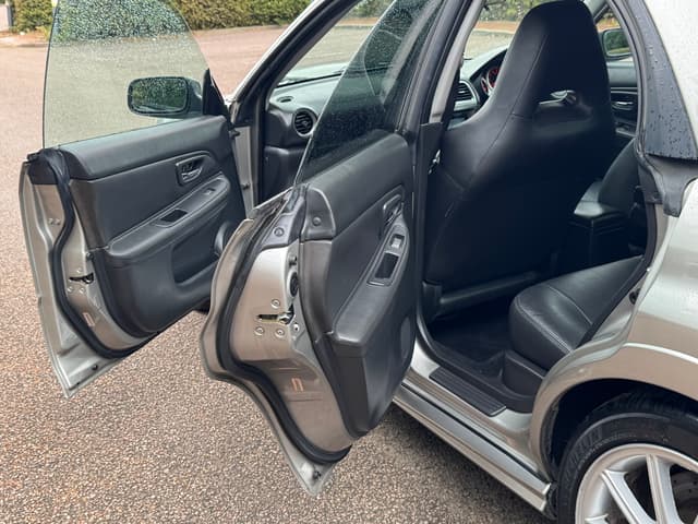 2006 Subaru Impreza JDM car for sale — photo 12 of 25