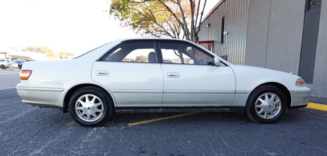 1998 Toyota Mark II JDM car for sale — photo 8 of 12