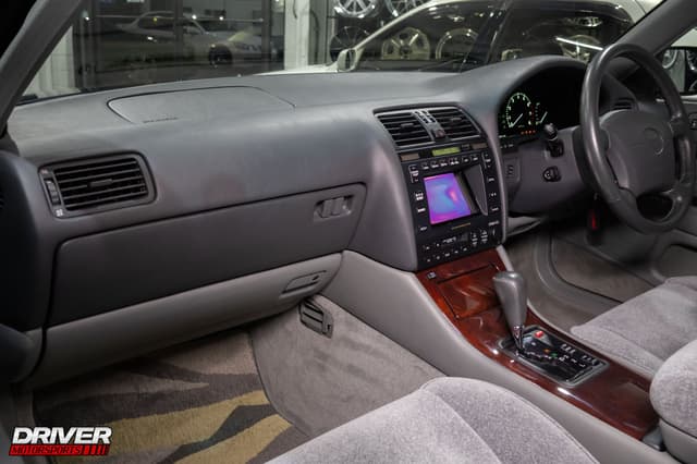 1997 Toyota Celsior JDM car for sale — photo 14 of 22