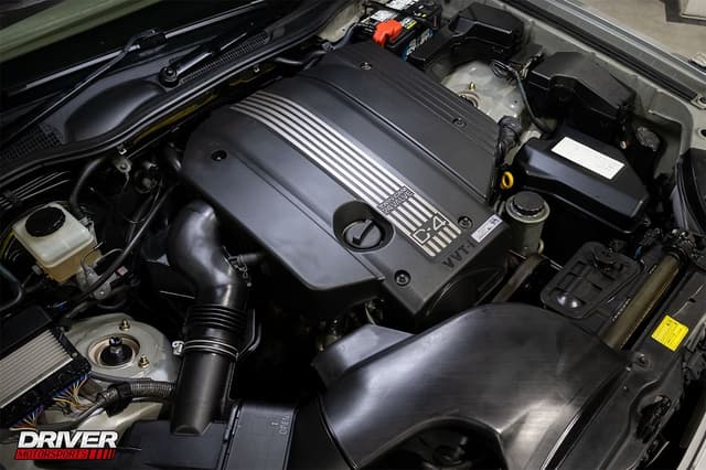 2000 Toyota Crown JDM car for sale — photo 19 of 25