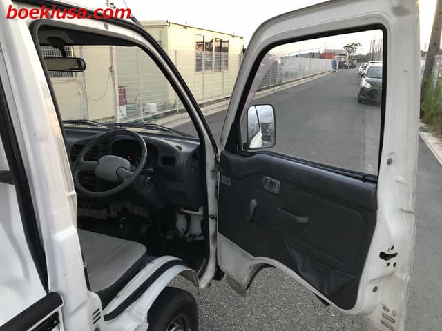 1994 Daihatsu Hijet JDM car for sale — photo 11 of 19