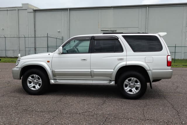 2001 Toyota Hilux Surf JDM car for sale — photo 13 of 22