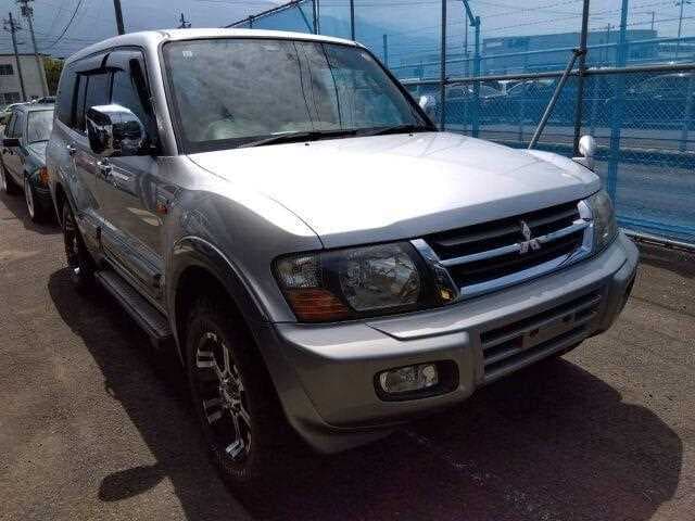 2000 Mitsubishi Pajero JDM car for sale — photo 4 of 6