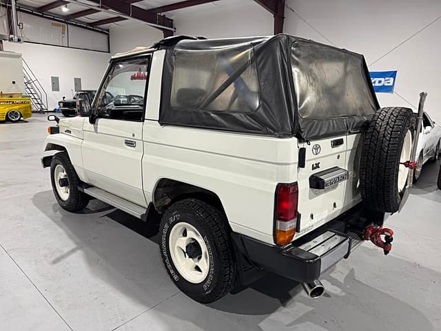1998 Toyota Land Cruiser JDM car for sale — photo 4 of 10