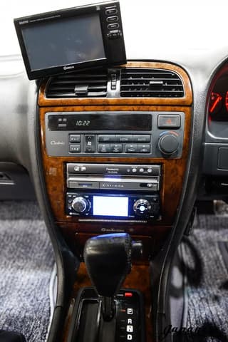 1995 Nissan Cedric JDM car for sale — photo 10 of 25