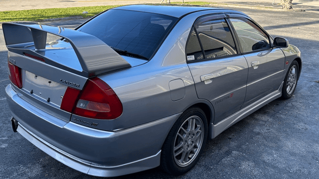 1996 Mitsubishi Lancer Evolution JDM car for sale — photo 4 of 22
