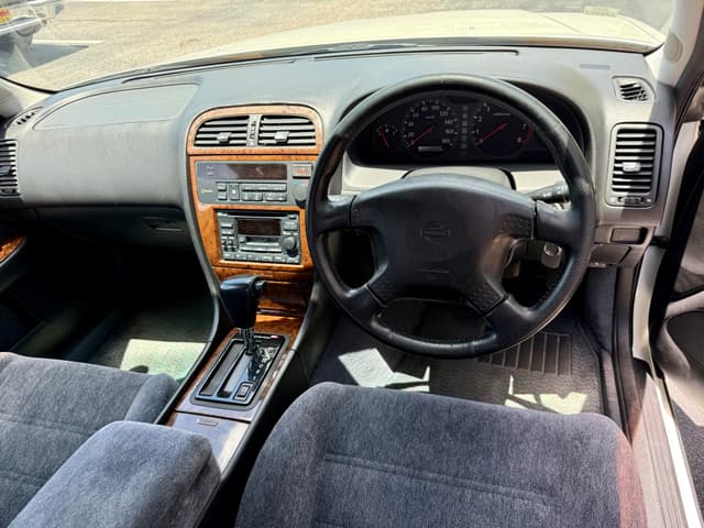 1998 Nissan Gloria JDM car for sale — photo 15 of 19