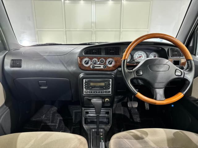 2001 Daihatsu Mira JDM car for sale — photo 10 of 25