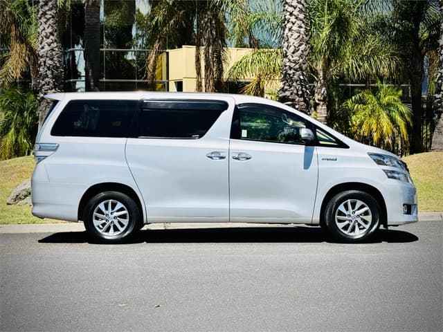 2012 Toyota Vellfire JDM car for sale — photo 6 of 25