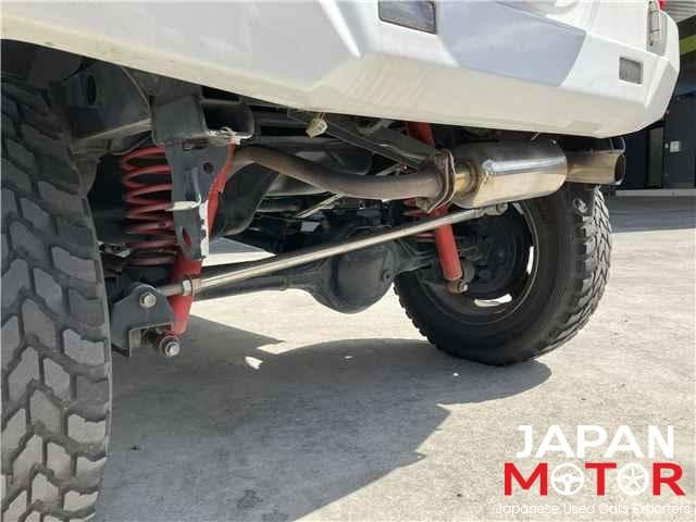 1998 Suzuki Jimny JDM car for sale — photo 9 of 20