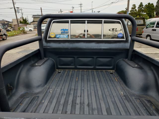 1995 Toyota Hilux JDM car for sale — photo 13 of 13
