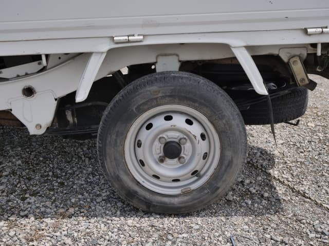 2001 Daihatsu Hijet JDM car for sale — photo 21 of 25