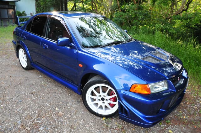 2000 Mitsubishi Lancer Evolution JDM car for sale — photo 18 of 25