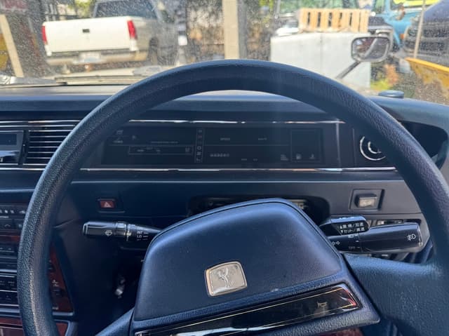 1990 Toyota Century JDM car for sale — photo 7 of 9