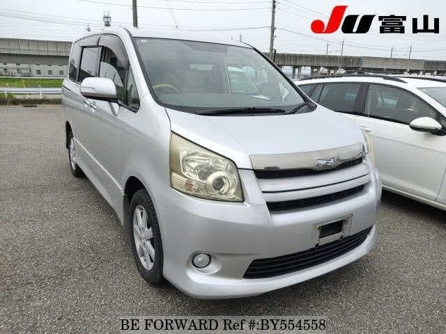 2008 Toyota Noah JDM car for sale — photo 4 of 5