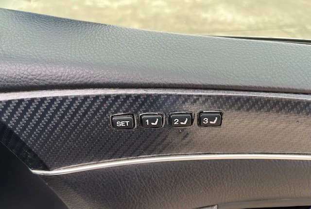 2005 Toyota Crown JDM car for sale — photo 24 of 25