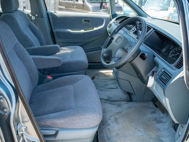 1995 Honda Odyssey JDM car for sale — photo 12 of 16