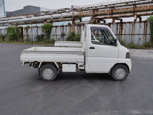 2002 Mitsubishi Minicab JDM car for sale — photo 5 of 25