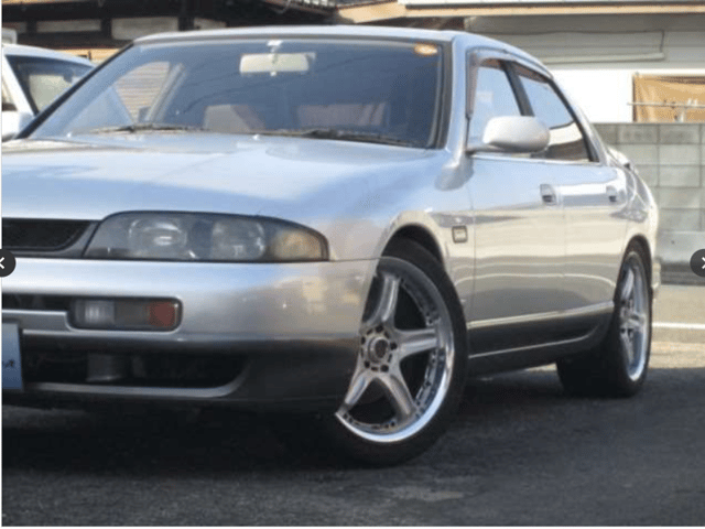 1996 Nissan Skyline JDM car for sale — photo 3 of 24