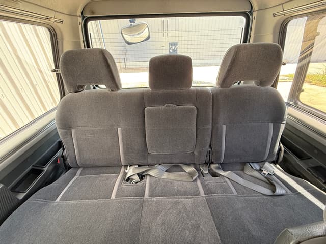 1990 Mitsubishi Delica JDM car for sale — photo 14 of 20